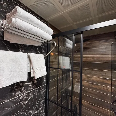 716 Pendik Hotell